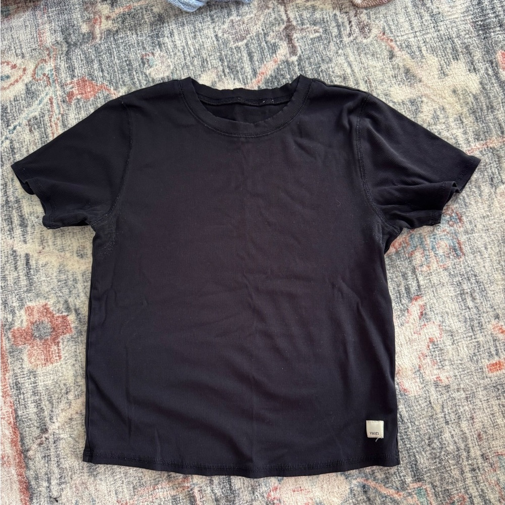 Vuori Black Ribbed Top